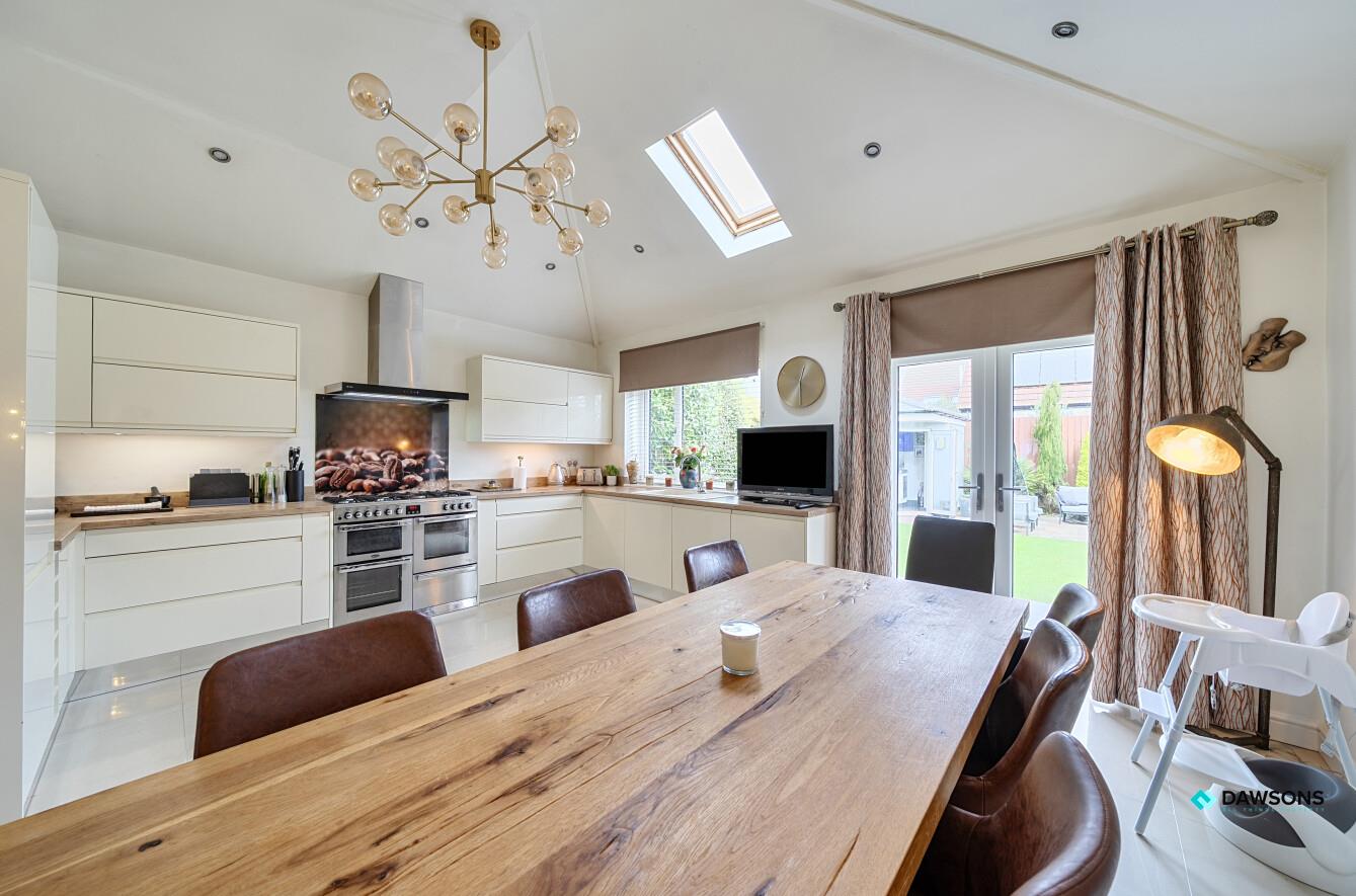 Manselfield Road, Murton, Swansea, SA3 3AG